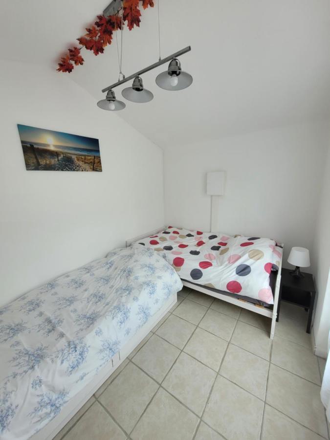 Tilly-sur-Seulles Beau Chalet 6 Personnes Avec Jacuzzi מראה חיצוני תמונה